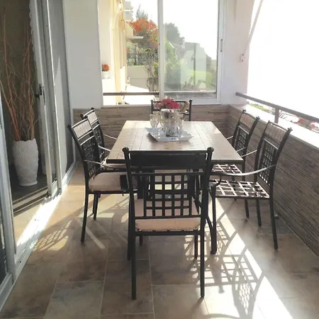 Wavewatch Terrace أذيخي